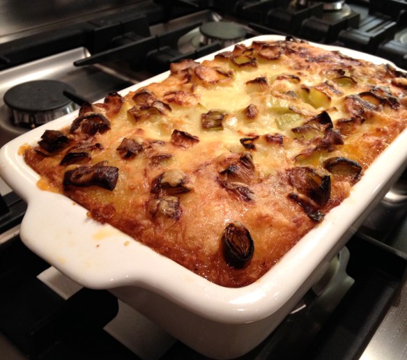 Shepherd's Pie with Leek and Cheese Topping